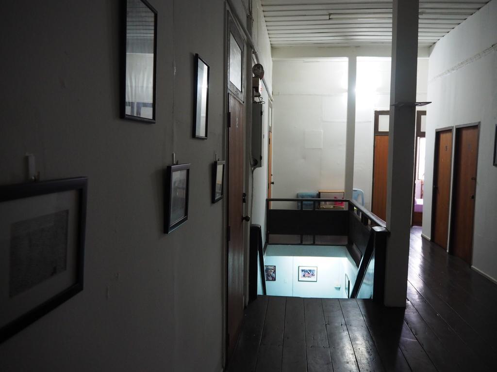 Blue Juice Hotel Krabi town Buitenkant foto