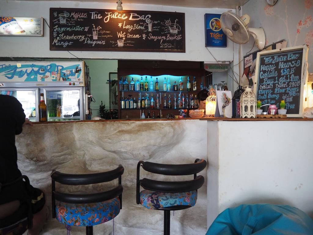 Blue Juice Hotel Krabi town Buitenkant foto